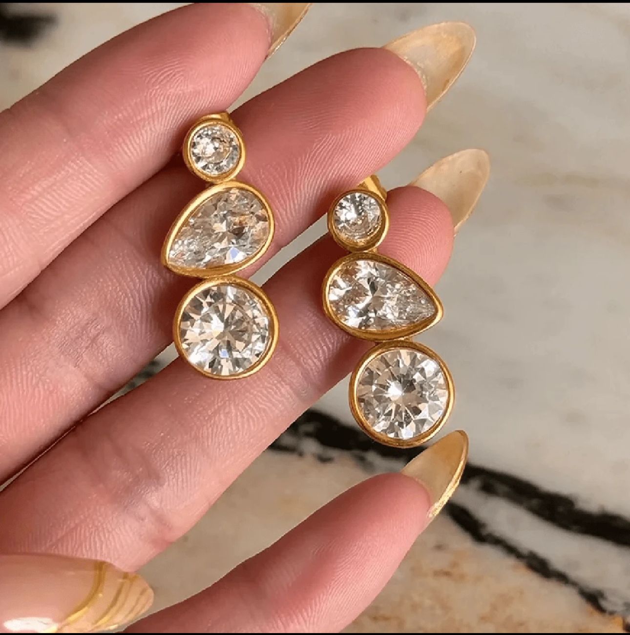 Martini Earrings in Gold